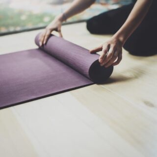 how to clean Lululemon yoga mats